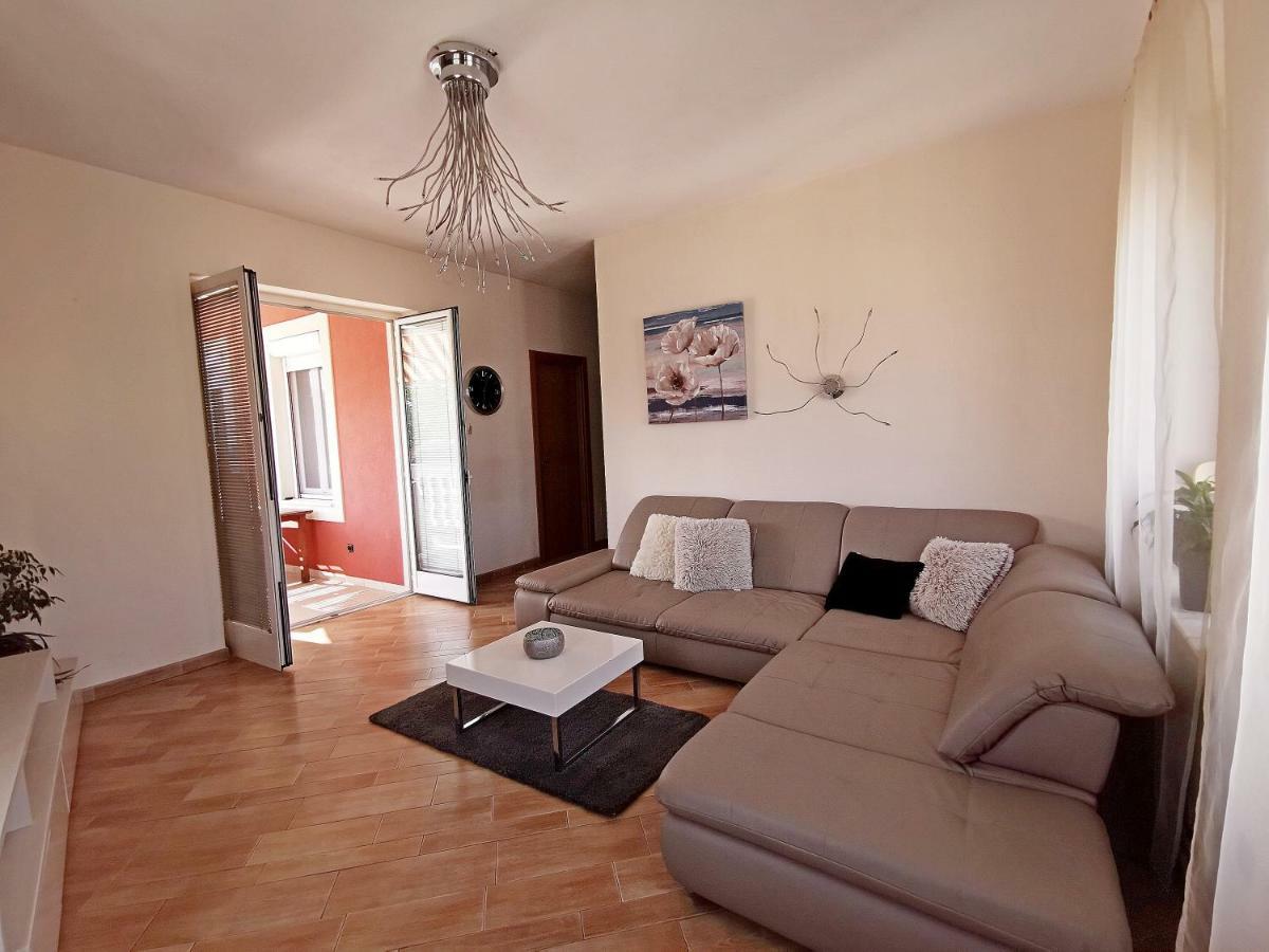 Golden View Apartment Rijeka Bagian luar foto